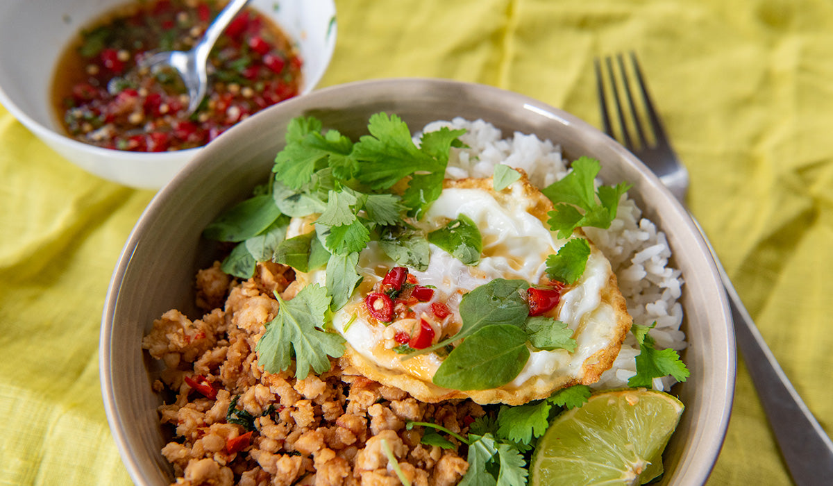 Dinner Tonight: Thai-Style Minced Chicken with Basil and Chiles Recipe -  Samsung Food