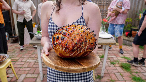 How to Glaze A Christmas Ham